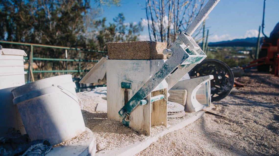 Tools used in building hemp construction material.